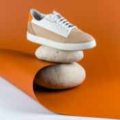 sneakers image 3 thumbnail